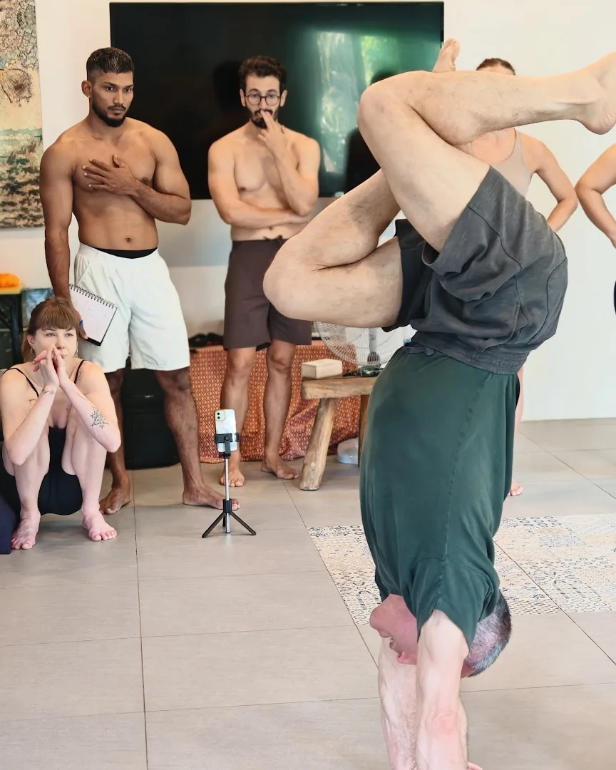 Thailand Handstand Intensive photo