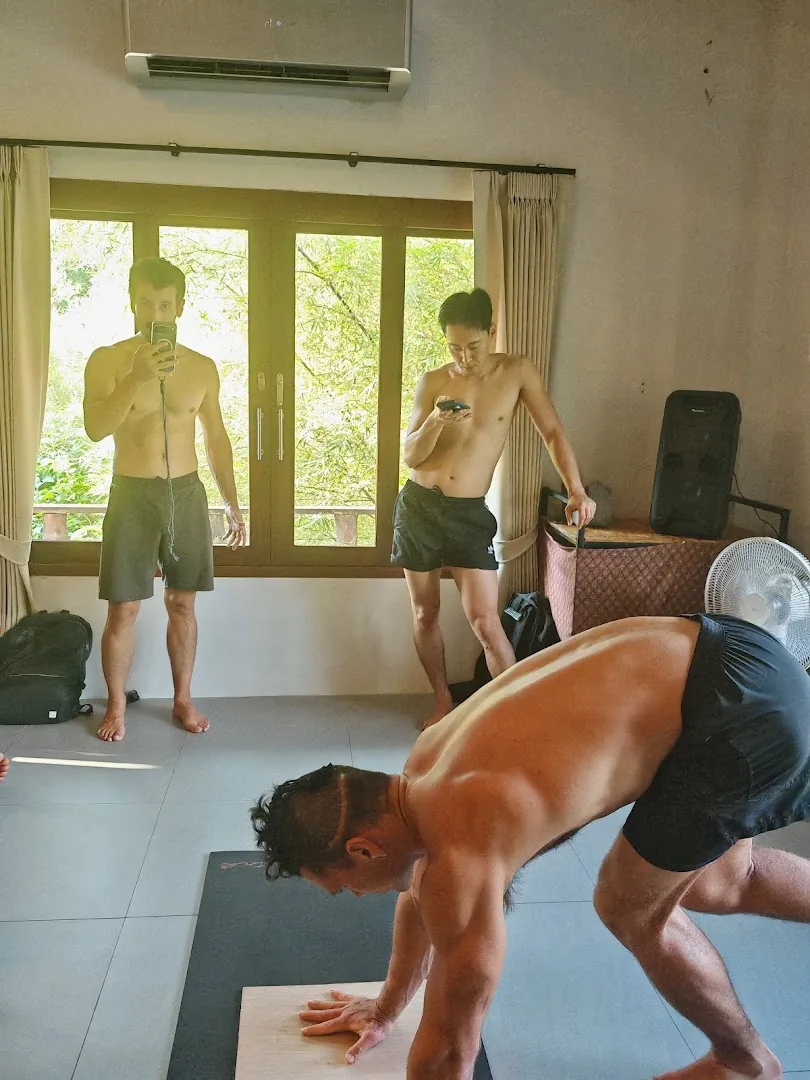 Thailand Handstand Intensive photo