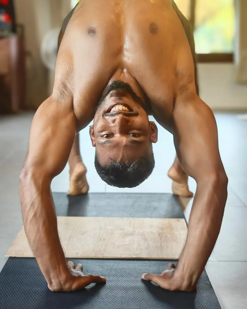 Thailand Handstand Intensive photo