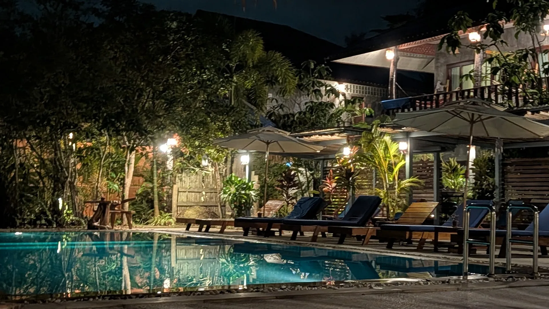 Thailand Handstand Intensive photo